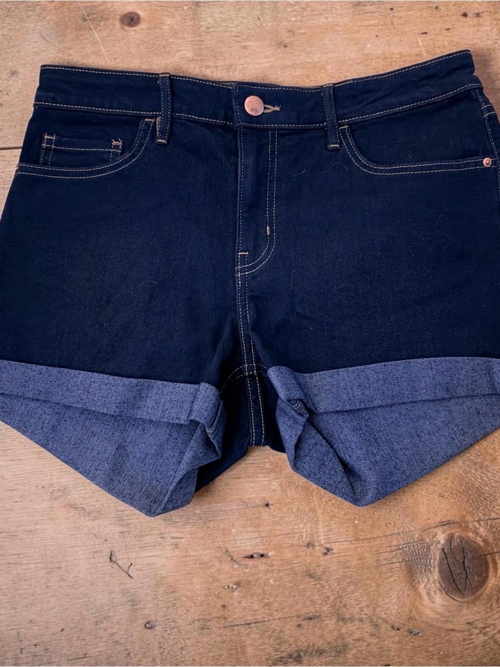 H&M DARK BLUE WASH SUPER SOFT CUFFED HEM DENIM SHORTS SIZE 8